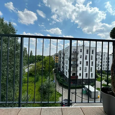 Marywilska Charming Apartamento Varsóvia